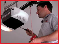 LiftMaster Door Opener W Hollywood