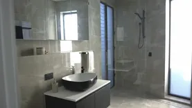 Art Bathrooms