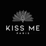 Kiss Me in Paris Photographer