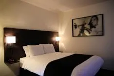  Steam Plant Hotel