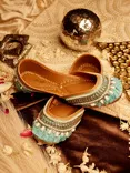 Velvet Jutti from Gulbhahar: Exuding Royal Elegance