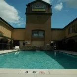 Scottish Inn & Suites-Allentown