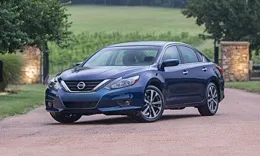 Nissan ofLa