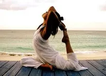 Yoga Hoa Sen