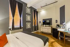 Henry Norman Hotel Brooklyn