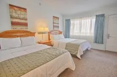 San Simeon Lodge