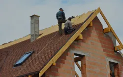 Contractors In Roofing