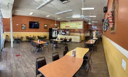 Los Caporales Taqueria