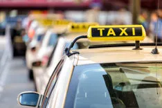 Umrah Taxi 24 Service