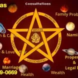 Astrologer and Palm Reading