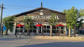 Hotel Club House